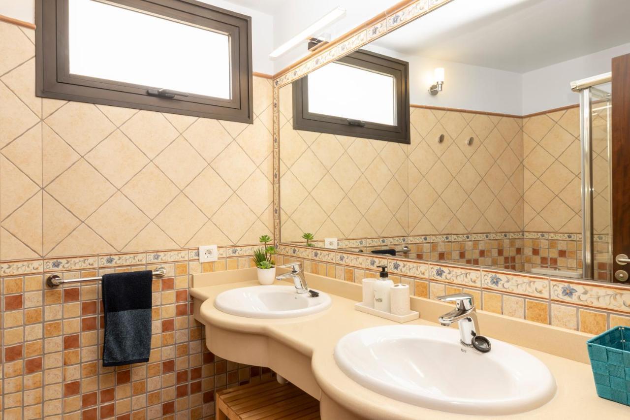 Famara House 12 Villa Ngoại thất bức ảnh
